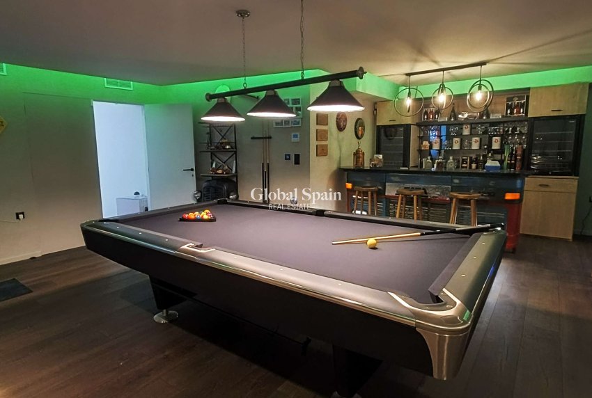 Wiederverkauf - VILLA -
ALGORFA - Inland