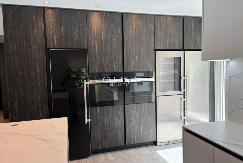 Wiederverkauf - VILLA -
ALGORFA - Inland