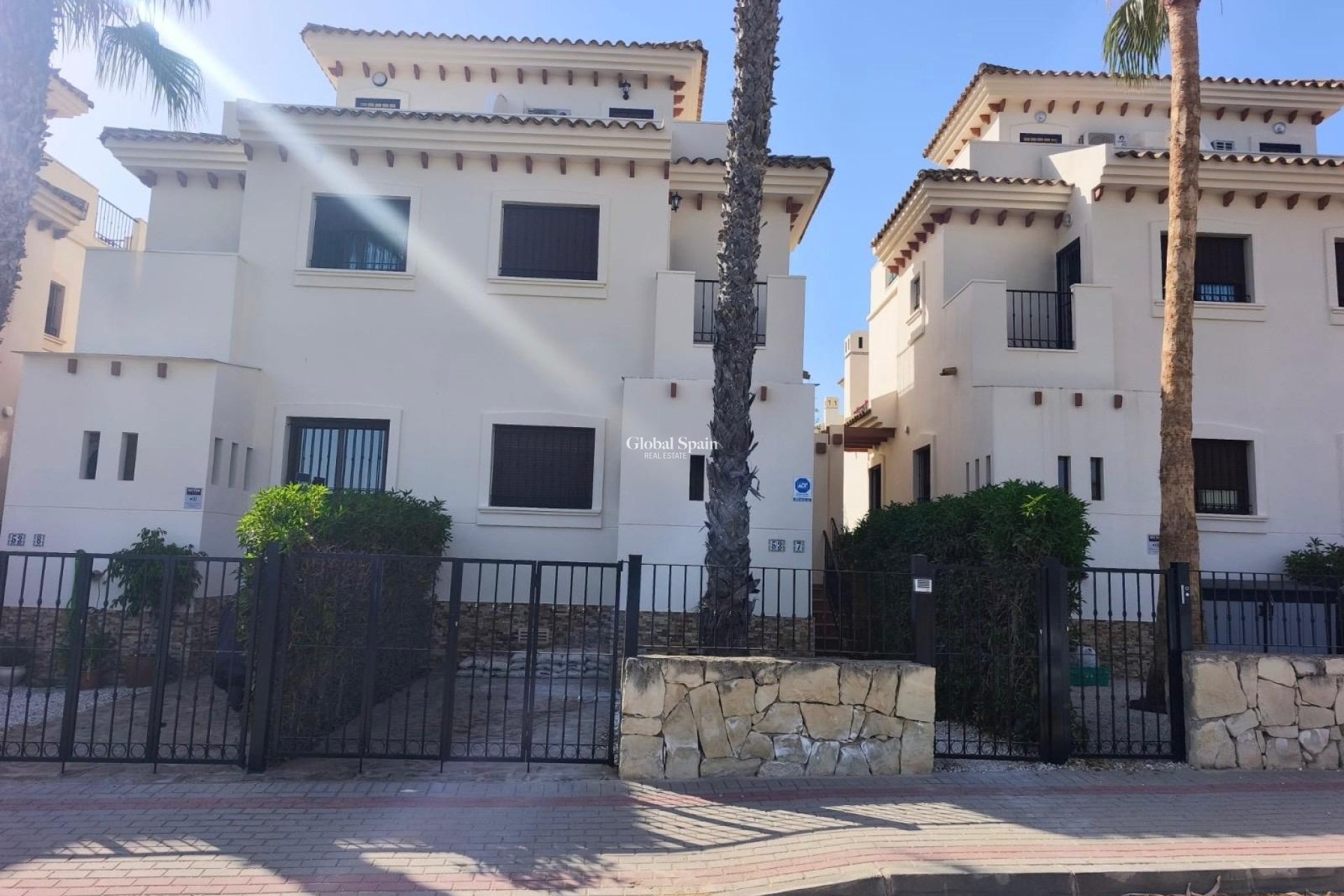 Wiederverkauf - VILLA -
ALGORFA - Inland