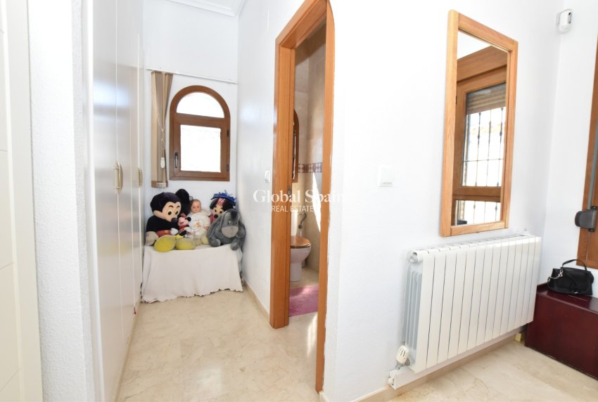Wiederverkauf - VILLA -
ALGORFA - Inland