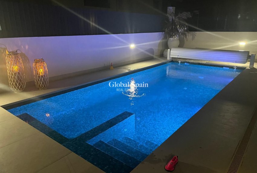 Wiederverkauf - VILLA -
ALGORFA - LA FINCA GOLF / ALGORFA