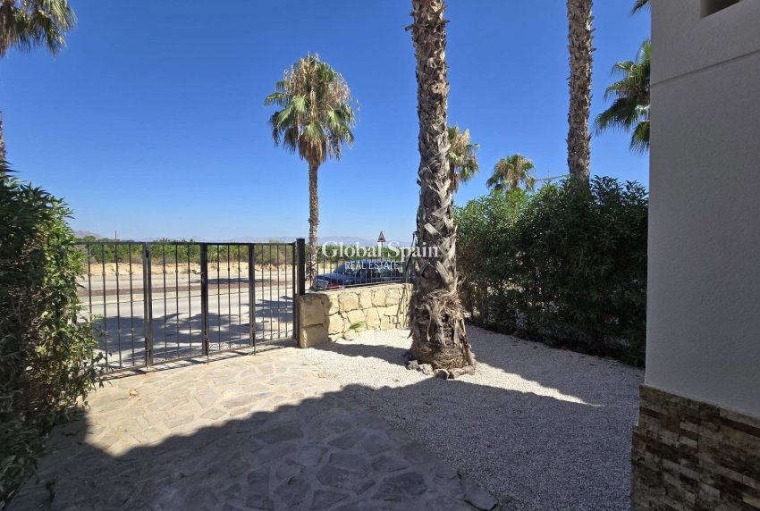 Wiederverkauf - VILLA -
ALGORFA - LA FINCA GOLF / ALGORFA