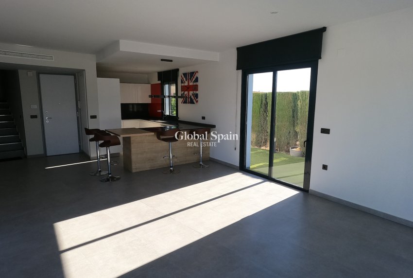 Wiederverkauf - VILLA -
ALGORFA - LA FINCA GOLF / ALGORFA