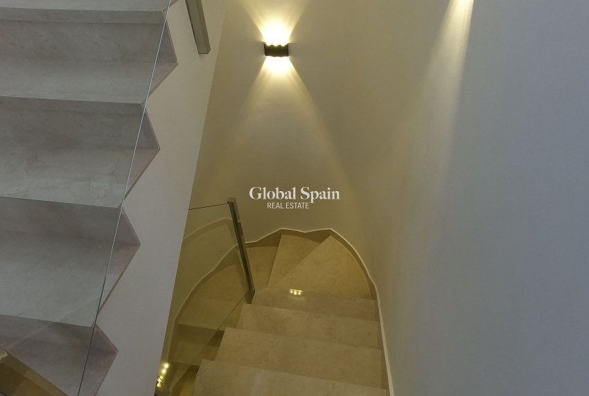 Wiederverkauf - VILLA -
ALGORFA - LA FINCA GOLF / ALGORFA