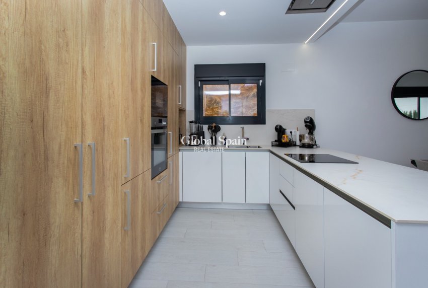 Wiederverkauf - VILLA -
ALGORFA - LA FINCA GOLF / ALGORFA