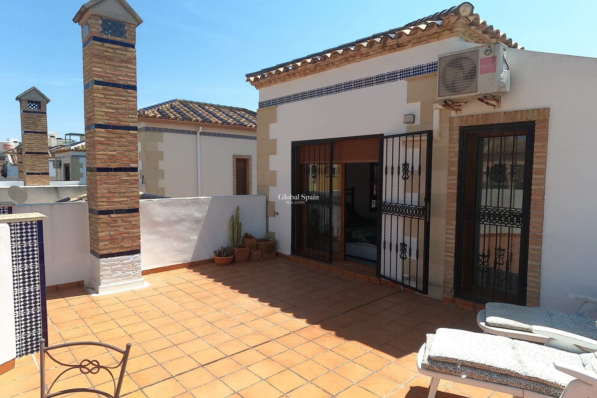 Wiederverkauf - VILLA -
ALGORFA - LA FINCA GOLF / ALGORFA
