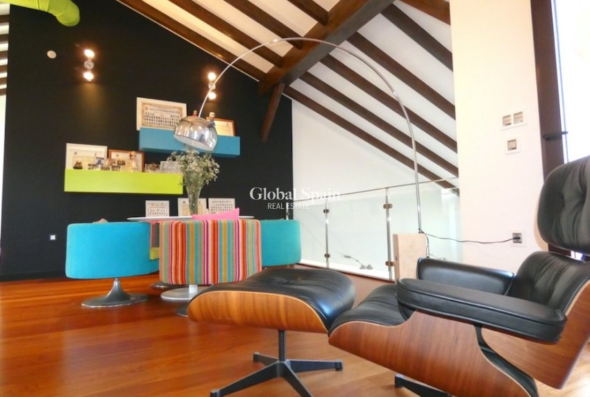 Wiederverkauf - VILLA -
ALGORFA