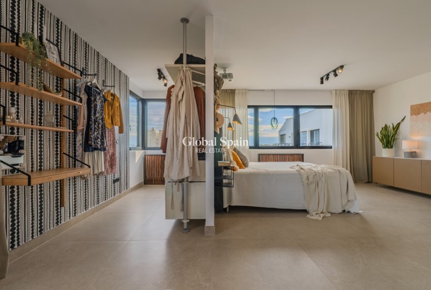 Wiederverkauf - VILLA -
ALICANTE - Cabo de las Huertas