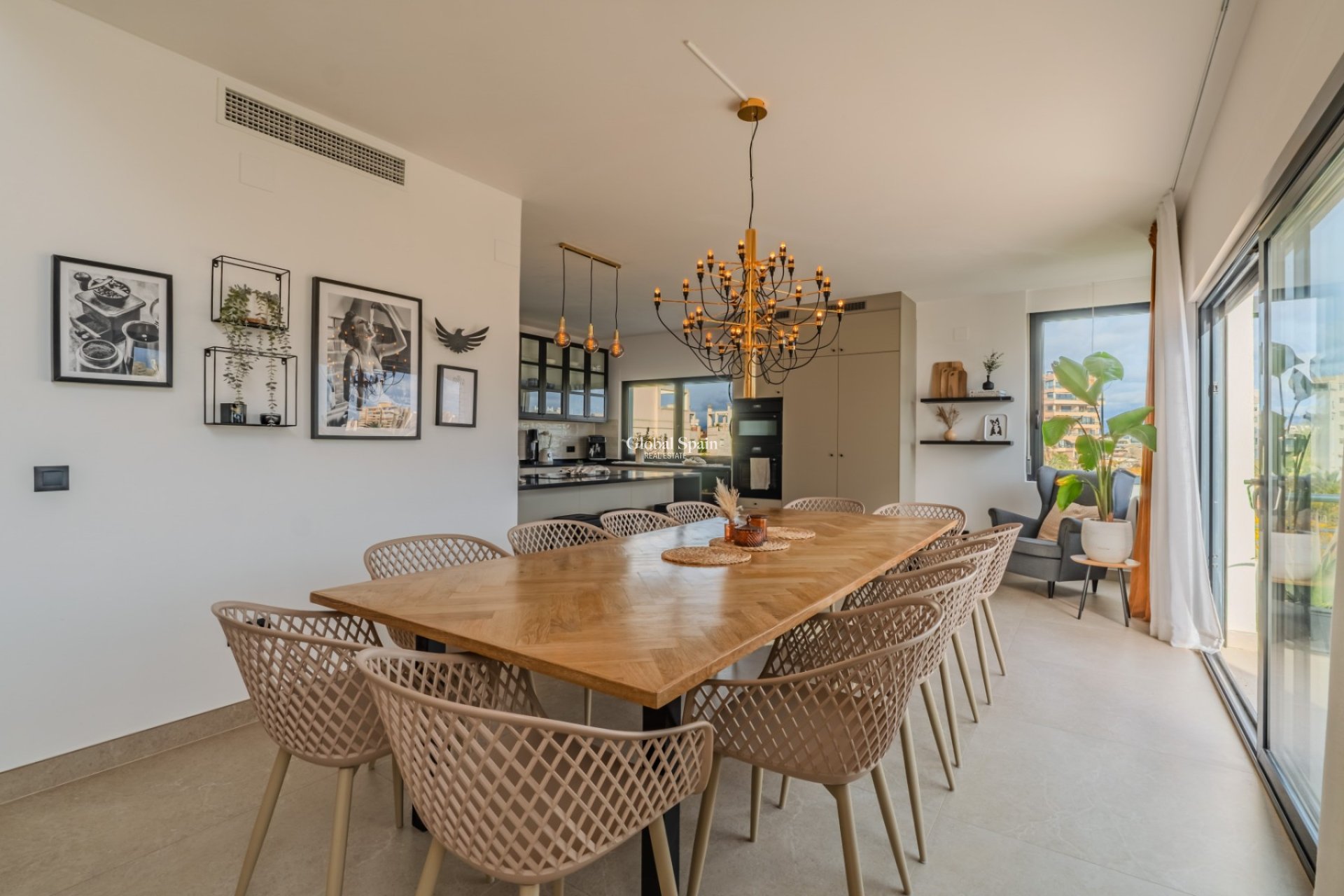 Wiederverkauf - VILLA -
ALICANTE - Cabo de las Huertas