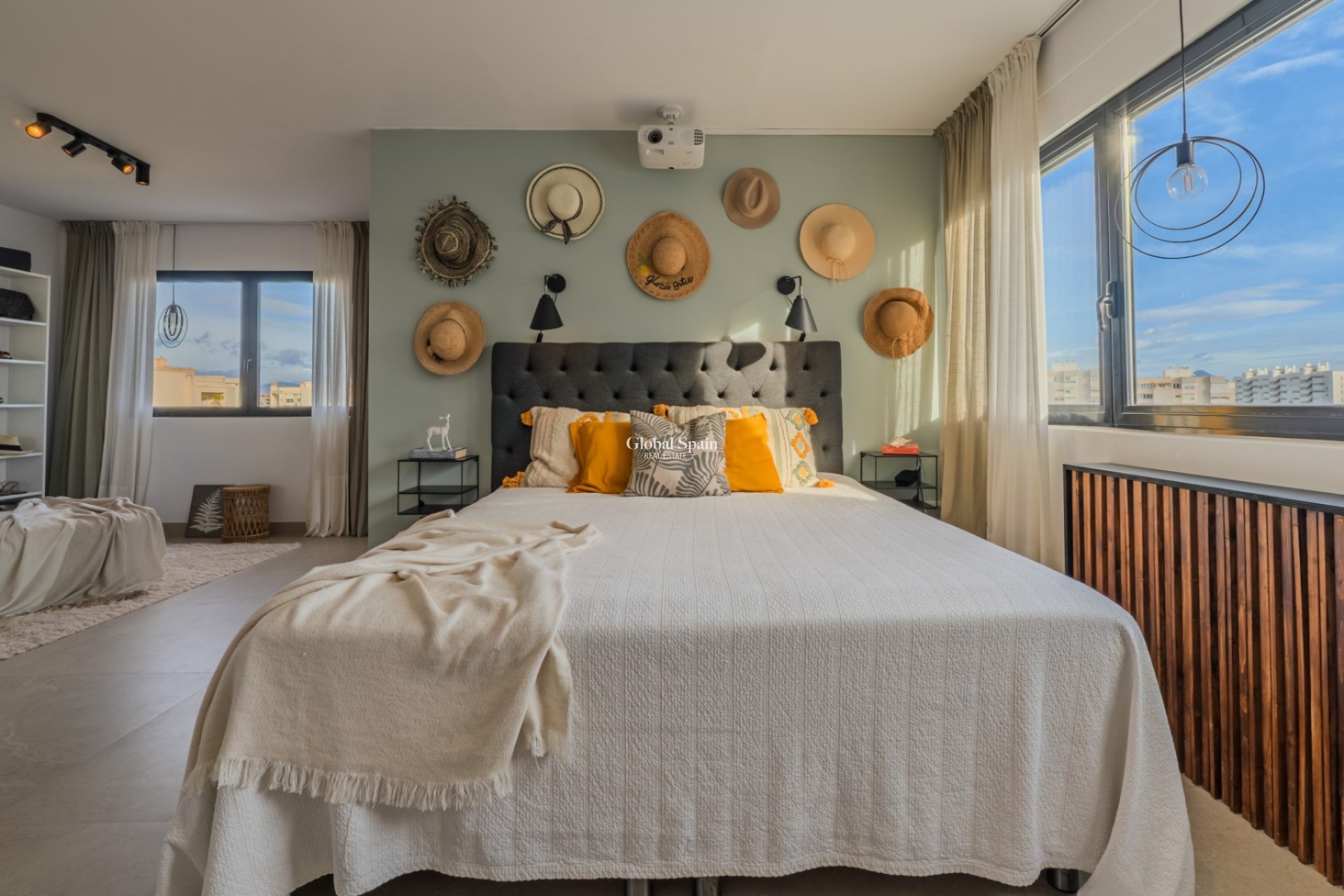 Wiederverkauf - VILLA -
ALICANTE - Cabo de las Huertas