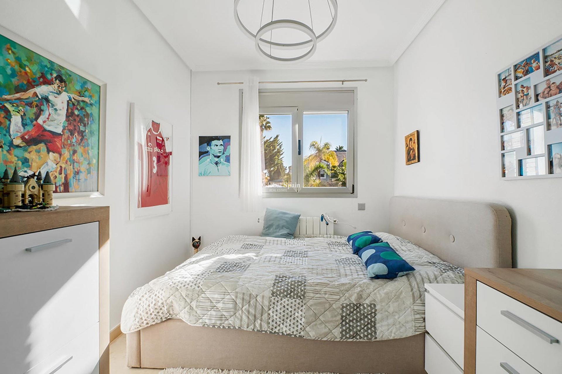 Wiederverkauf - Villa -
ALICANTE - CAMPOAMOR