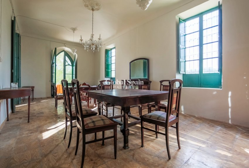 Wiederverkauf - VILLA -
ALICANTE - Costa Blanca