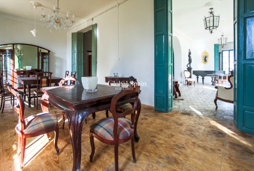 Wiederverkauf - VILLA -
ALICANTE - Costa Blanca