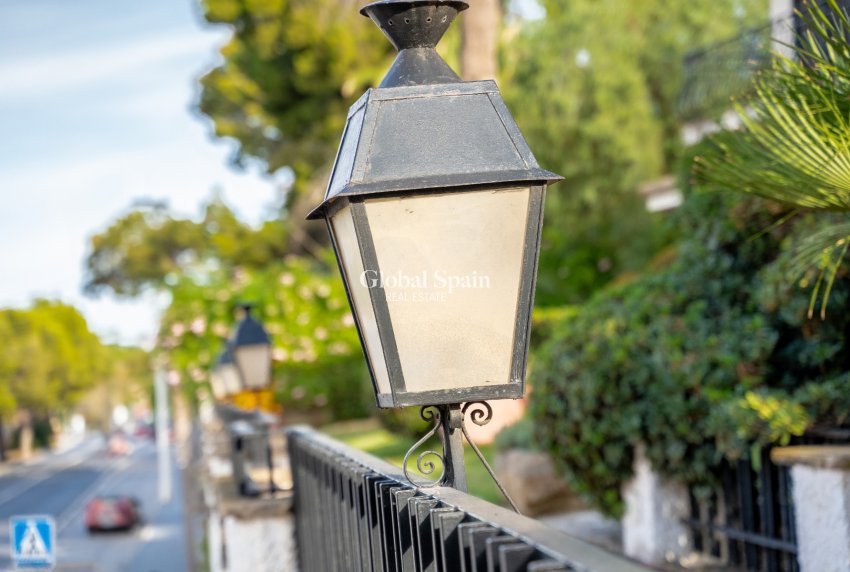 Wiederverkauf - VILLA -
ALICANTE - Costa Blanca