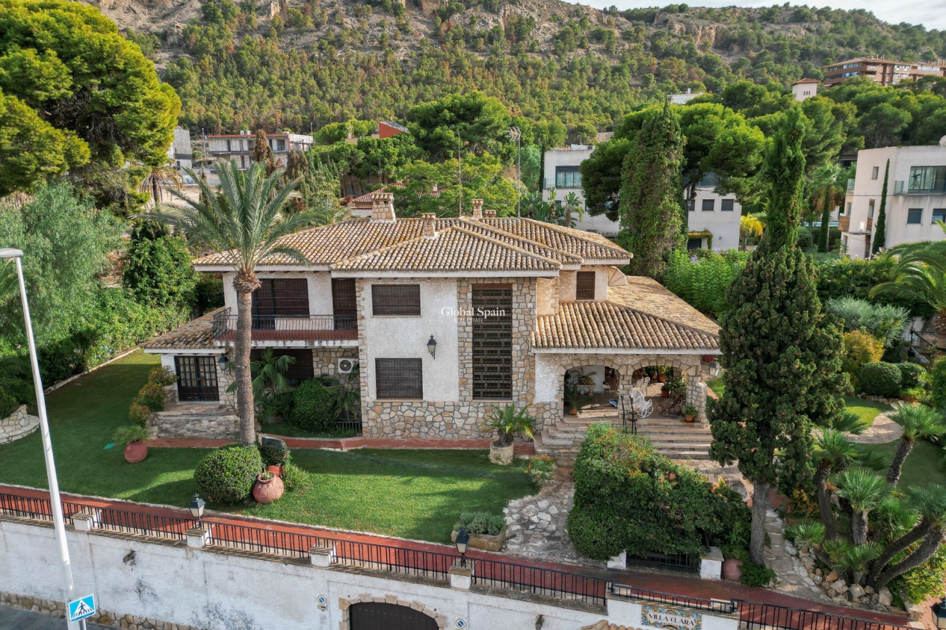 Wiederverkauf - VILLA -
ALICANTE - Costa Blanca