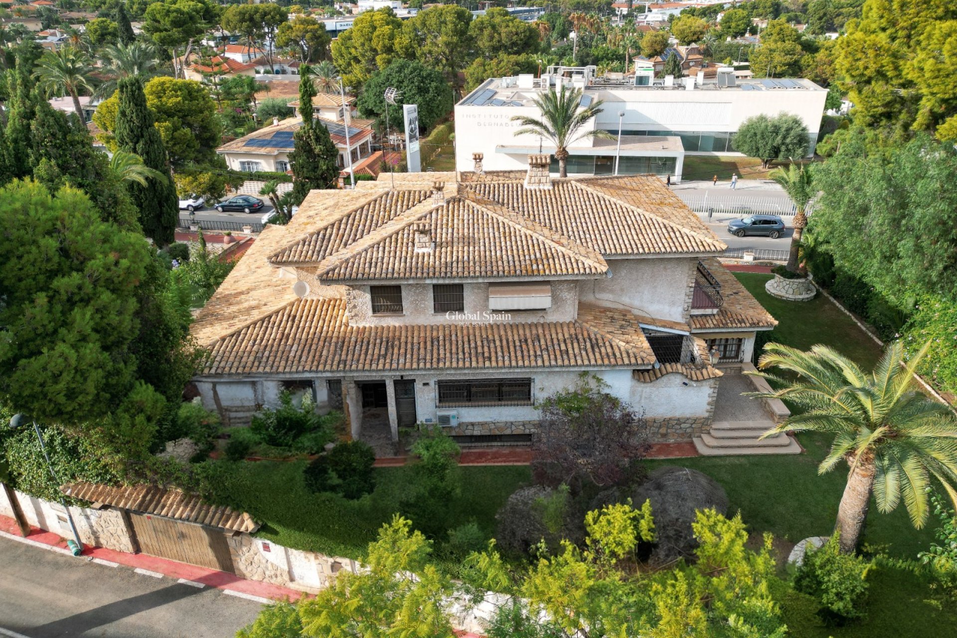 Wiederverkauf - VILLA -
ALICANTE - Costa Blanca