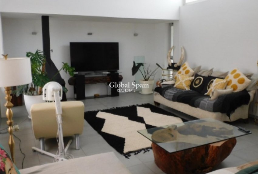 Wiederverkauf - VILLA -
ALICANTE - Costa Blanca