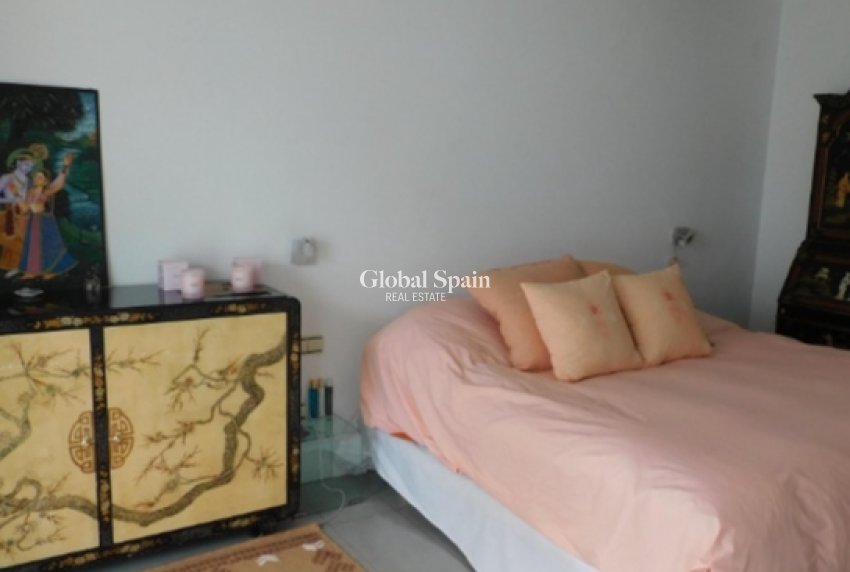 Wiederverkauf - VILLA -
ALICANTE - Costa Blanca