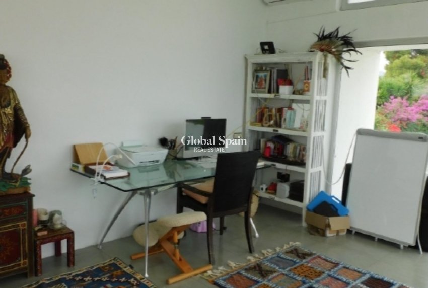 Wiederverkauf - VILLA -
ALICANTE - Costa Blanca