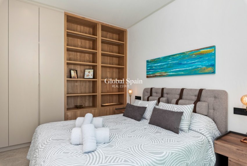 Wiederverkauf - Villa -
ALICANTE - El Campello