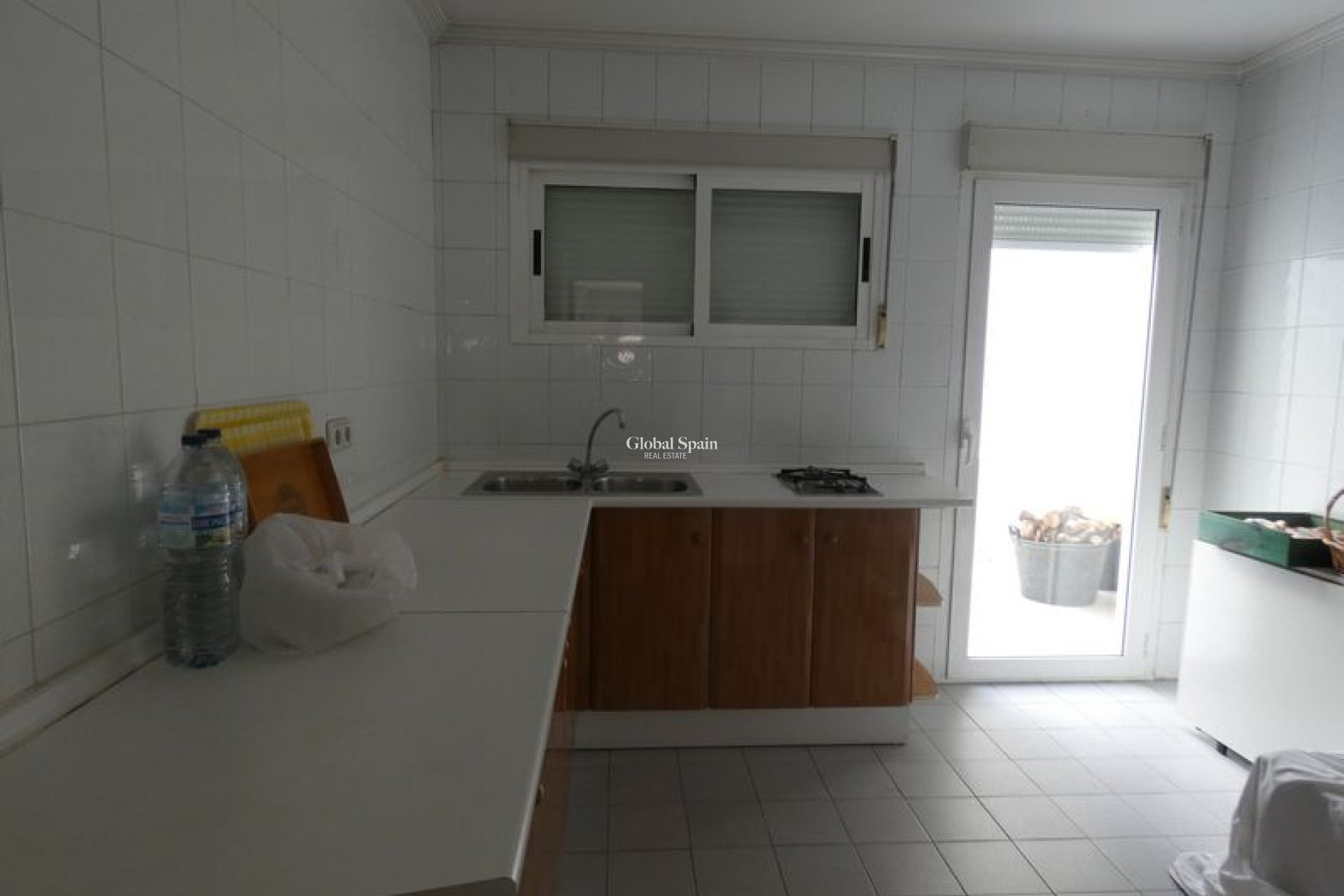 Wiederverkauf - VILLA -
ALMORADÍ - Inland