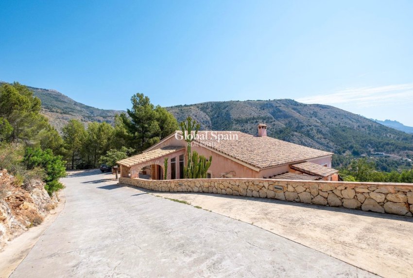 Wiederverkauf - VILLA -
ALTEA - Balcón De Altea