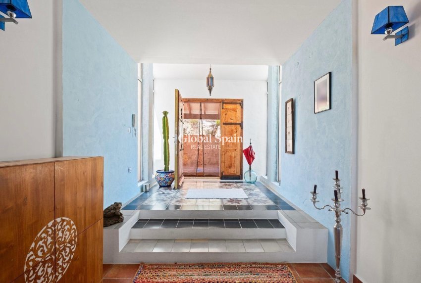 Wiederverkauf - VILLA -
ALTEA - Balcón De Altea