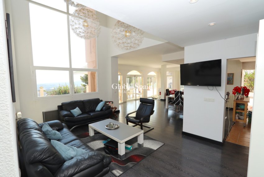 Wiederverkauf - VILLA -
ALTEA - Costa Blanca