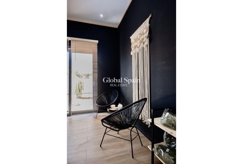 Wiederverkauf - VILLA -
ALTEA - Costa Blanca