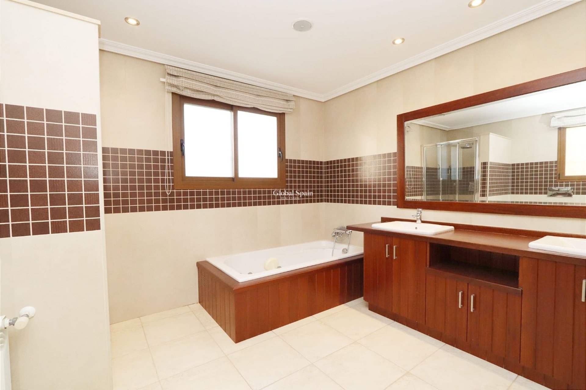 Wiederverkauf - VILLA -
ALTEA - Costa Blanca