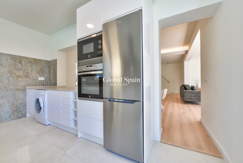 Wiederverkauf - VILLA -
ALTEA - Costa Blanca