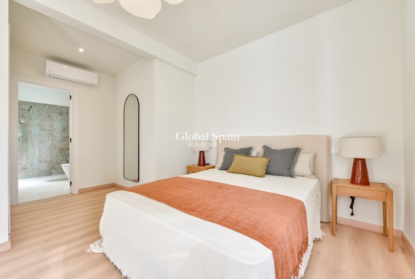 Wiederverkauf - VILLA -
ALTEA - Costa Blanca