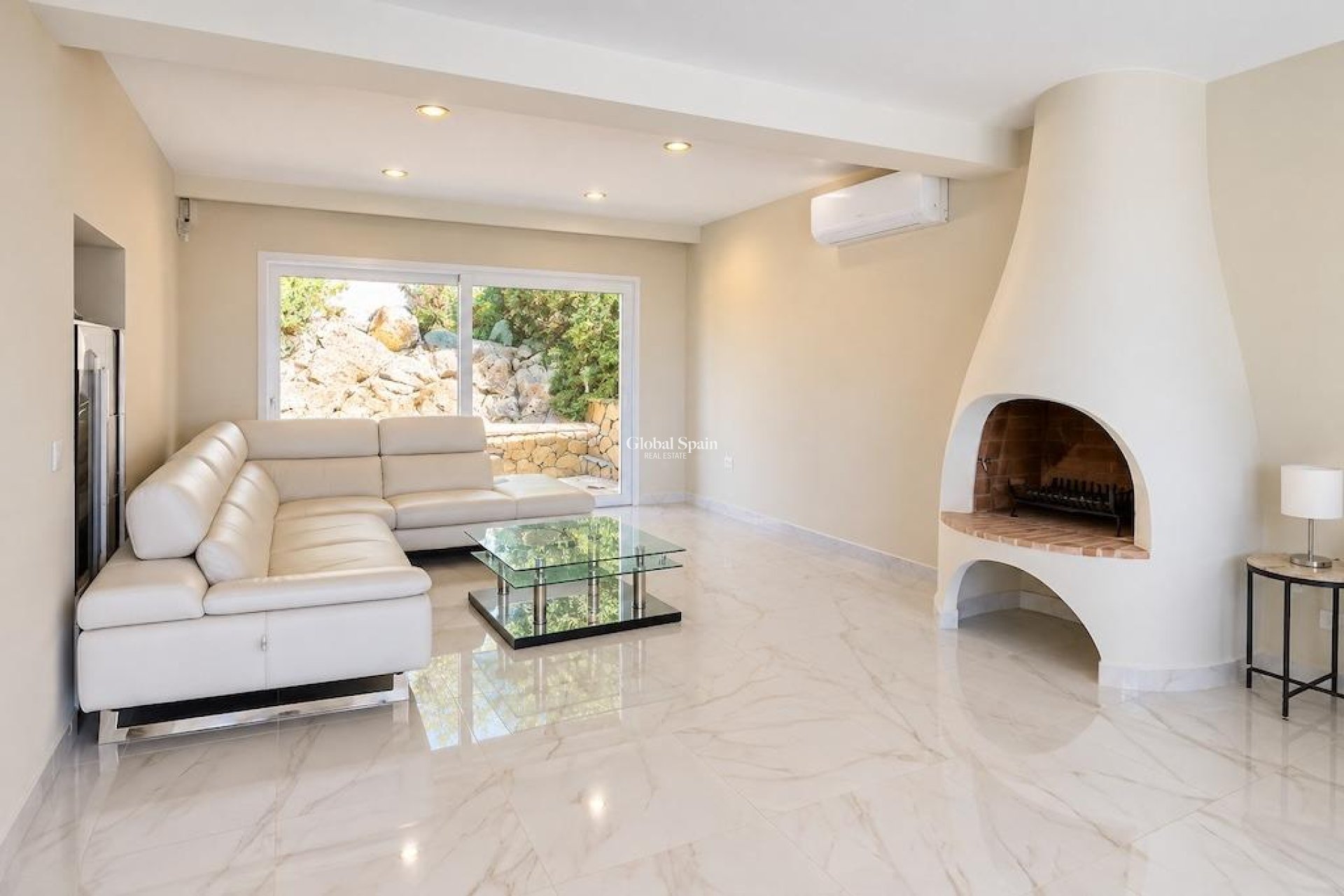 Wiederverkauf - VILLA -
ALTEA - Costa Blanca