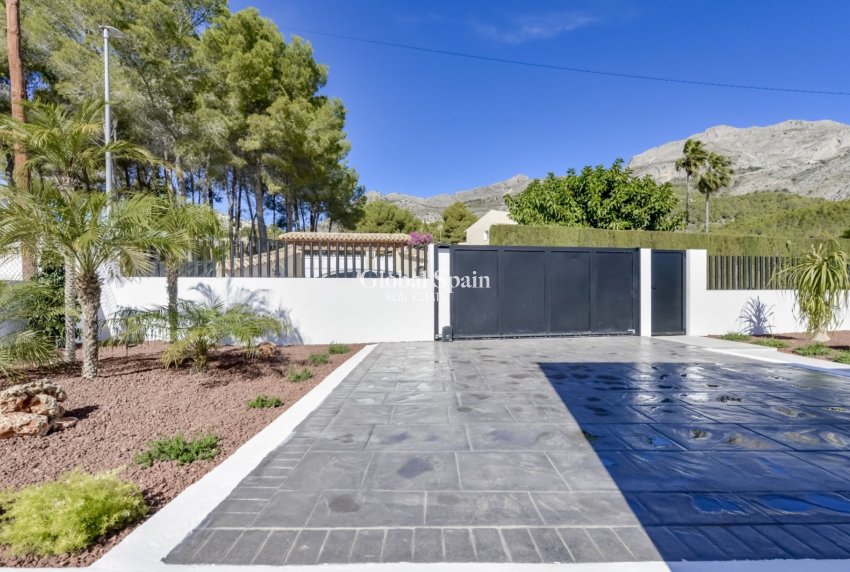Wiederverkauf - VILLA -
ALTEA