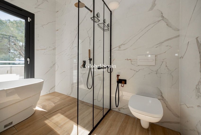 Wiederverkauf - VILLA -
ALTEA