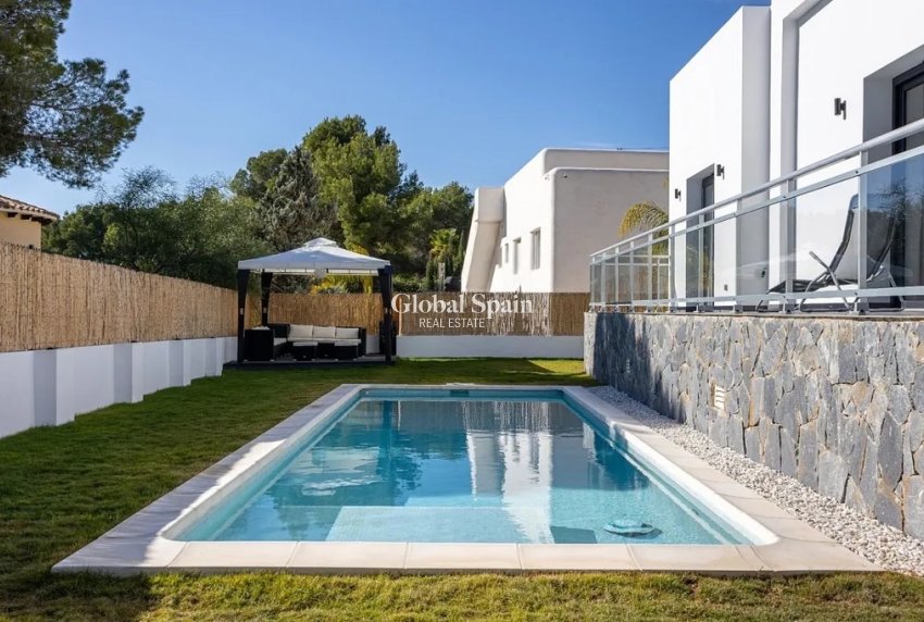 Wiederverkauf - VILLA -
ALTEA