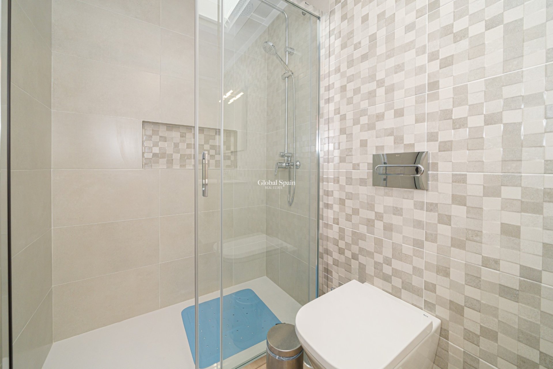 Wiederverkauf - VILLA -
AVILESES - Inland