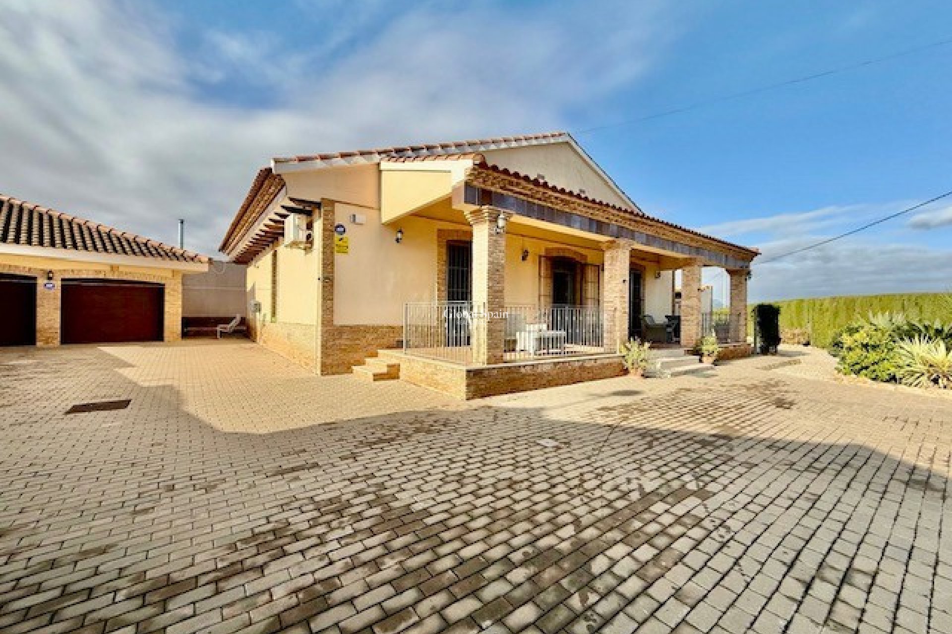 Wiederverkauf - VILLA -
AVILESES - Inland