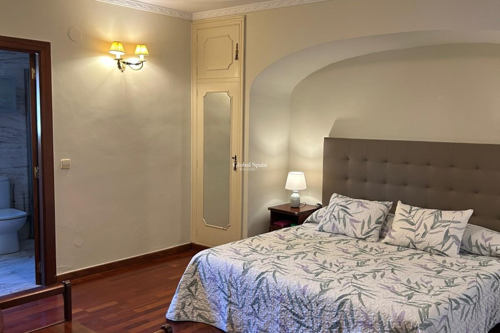 Wiederverkauf - VILLA -
BENIDORM - Levante