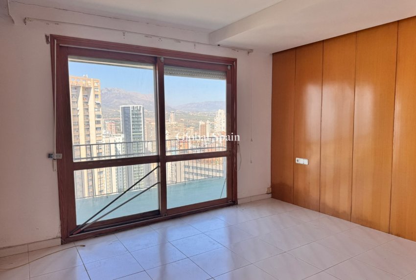 Wiederverkauf - VILLA -
BENIDORM - Rincón de Loix