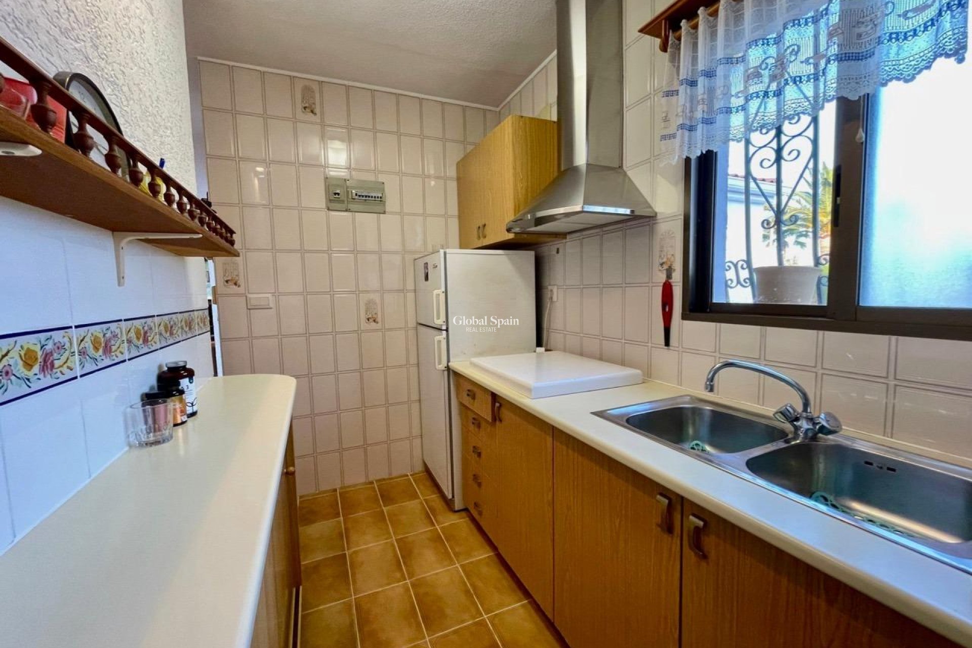 Wiederverkauf - VILLA -
BENIDORM - Urbanizaciones