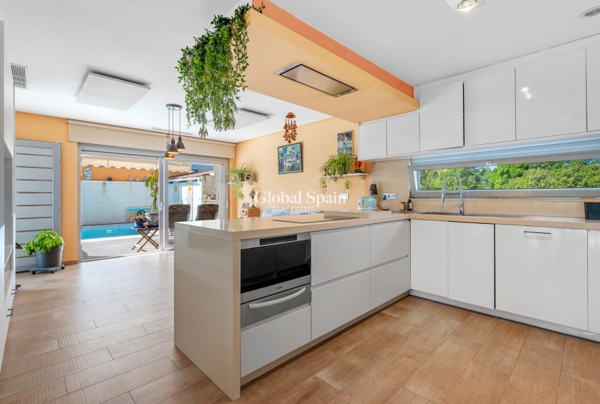 Wiederverkauf - VILLA -
BENIJÓFAR - Costa Blanca