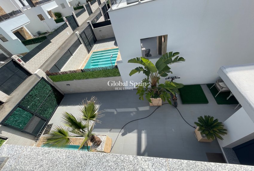 Wiederverkauf - VILLA -
BENIJÓFAR - Costa Blanca