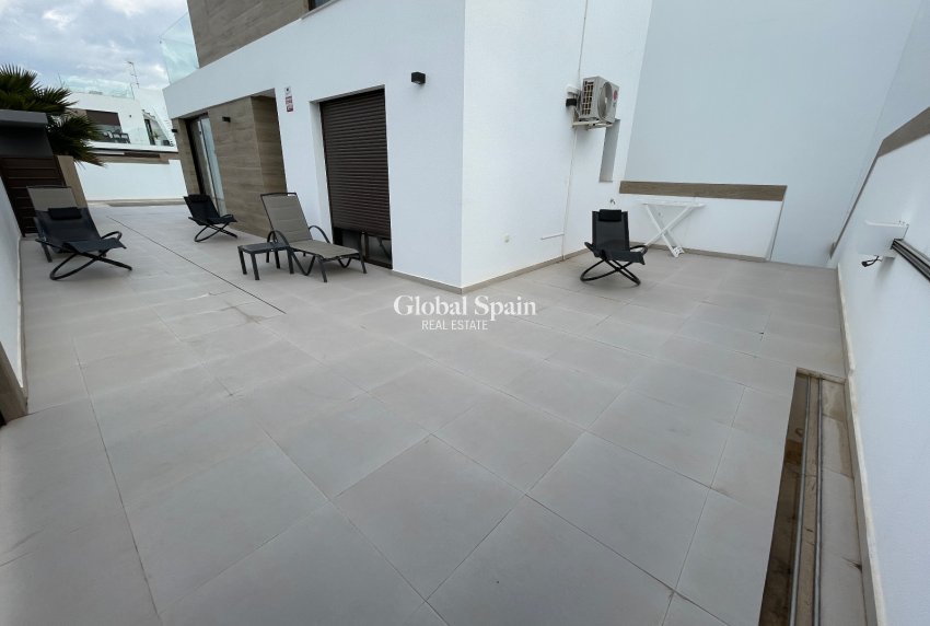 Wiederverkauf - VILLA -
BENIJÓFAR - Costa Blanca