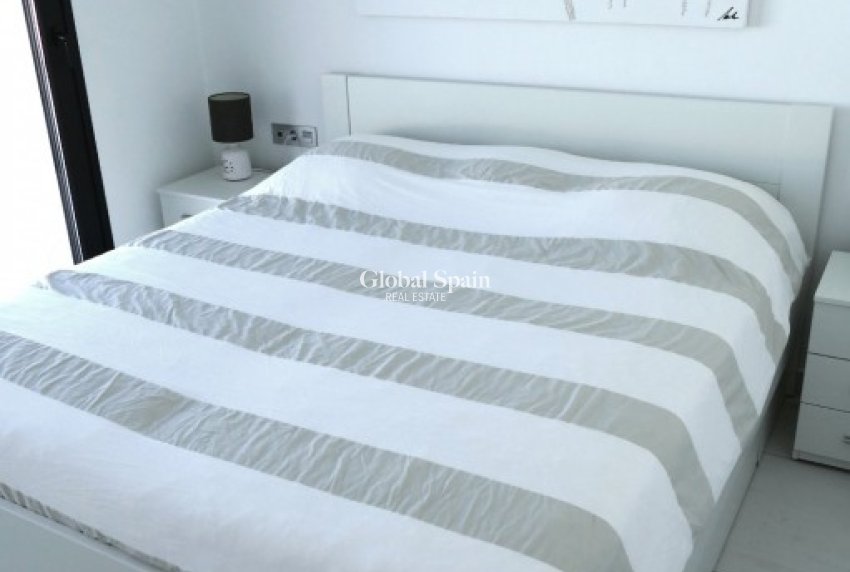 Wiederverkauf - VILLA -
BENIJÓFAR - Costa Blanca