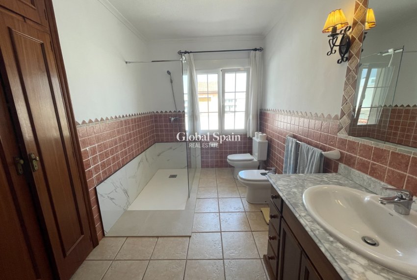 Wiederverkauf - VILLA -
BENIJÓFAR - Costa Blanca