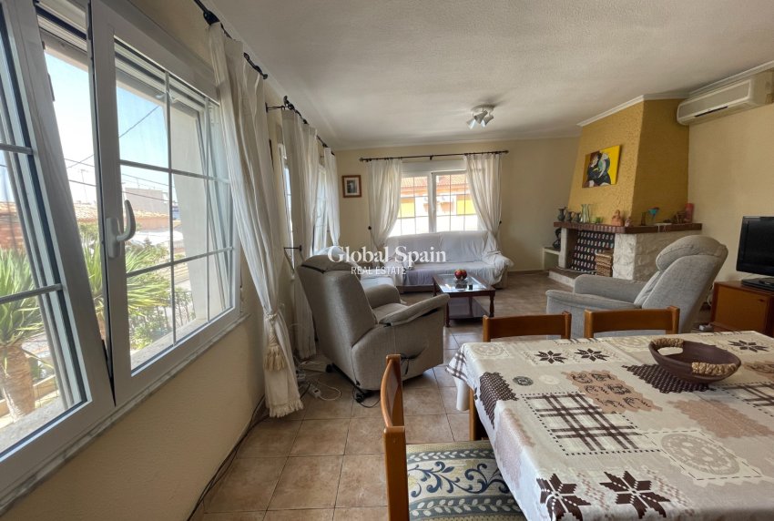 Wiederverkauf - VILLA -
BENIJÓFAR - Costa Blanca