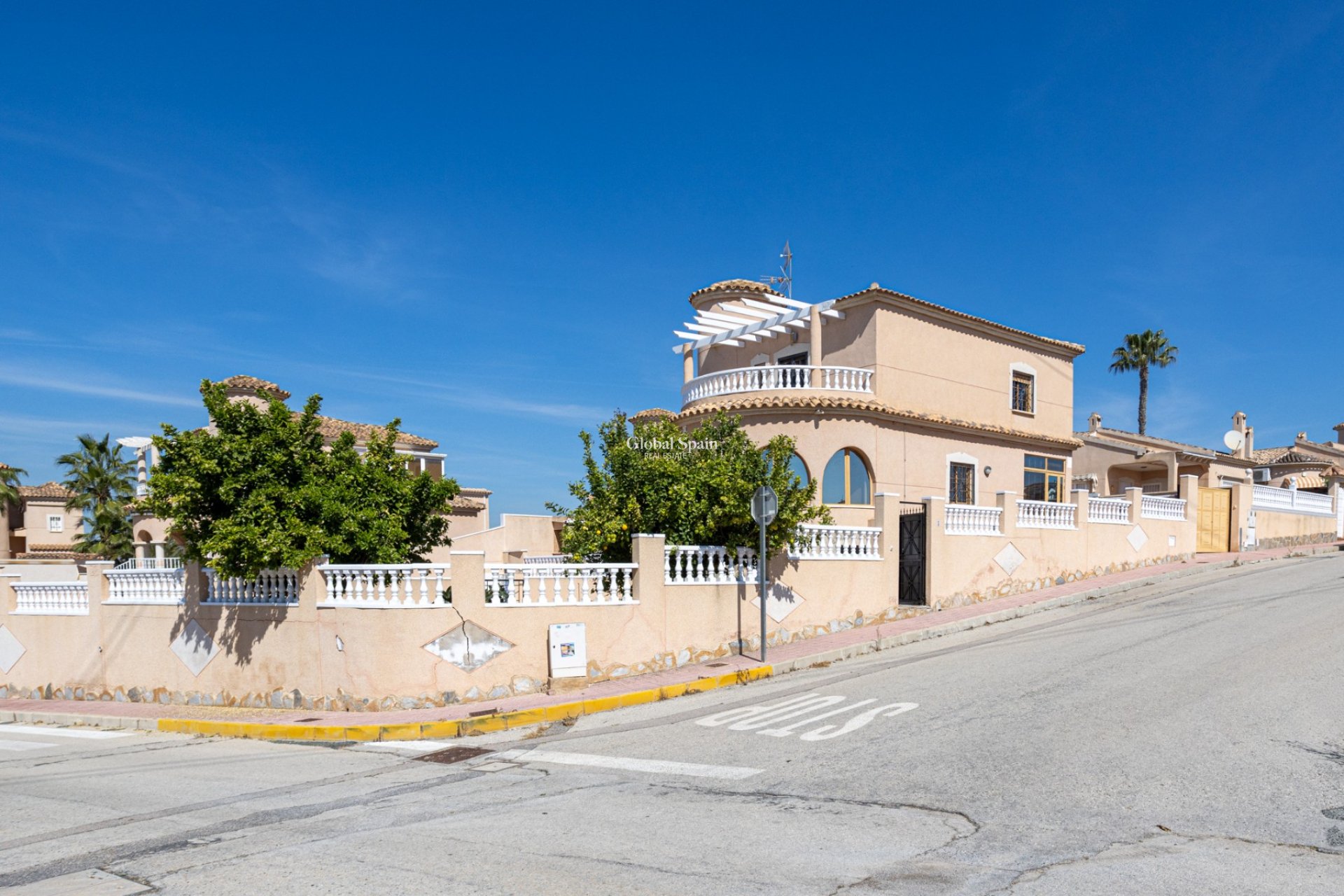 Wiederverkauf - VILLA -
BENIJÓFAR - Costa Blanca