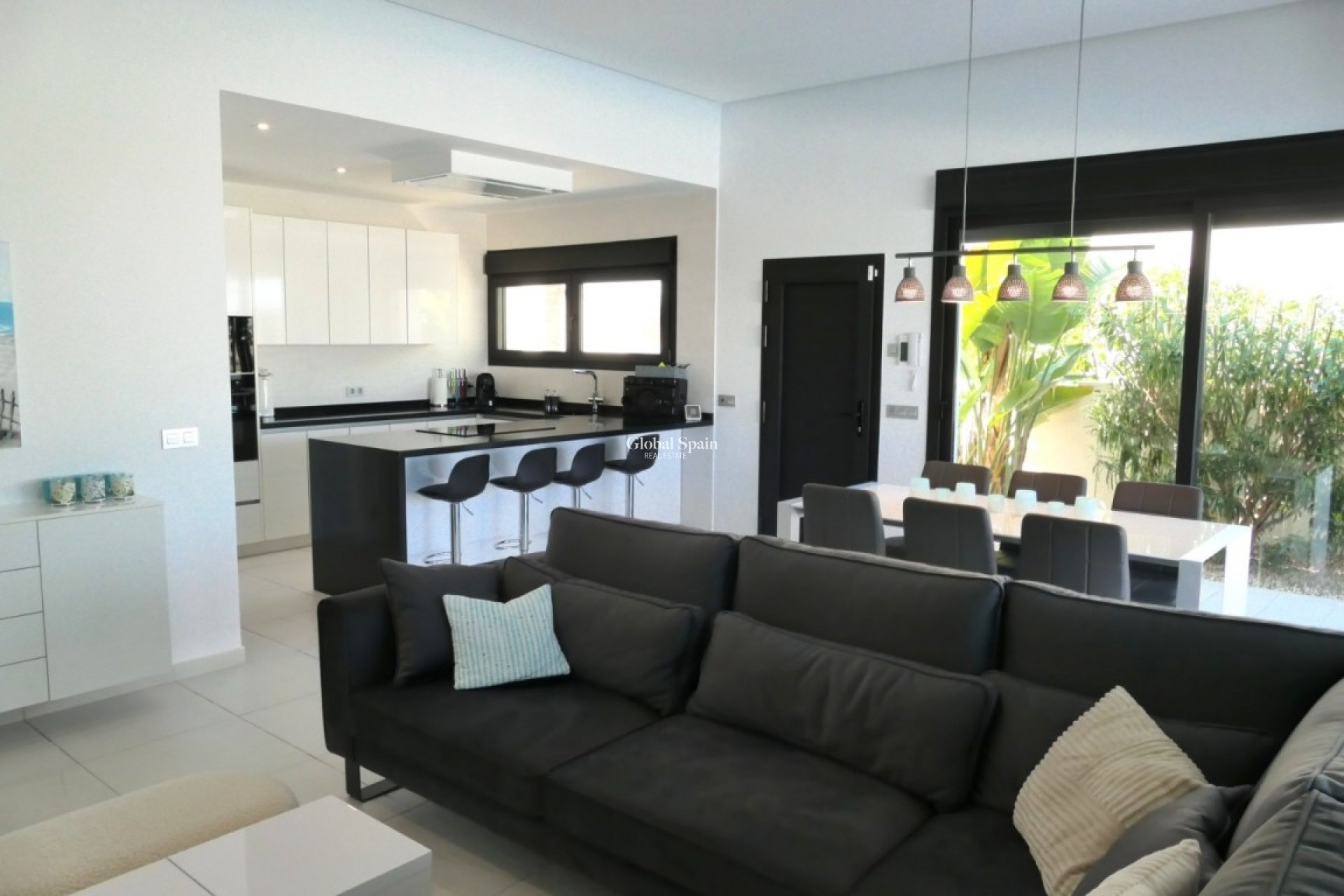 Wiederverkauf - VILLA -
BENIJÓFAR - Costa Blanca
