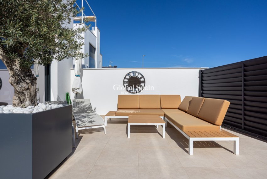 Wiederverkauf - VILLA -
BENIJÓFAR - Costa Blanca